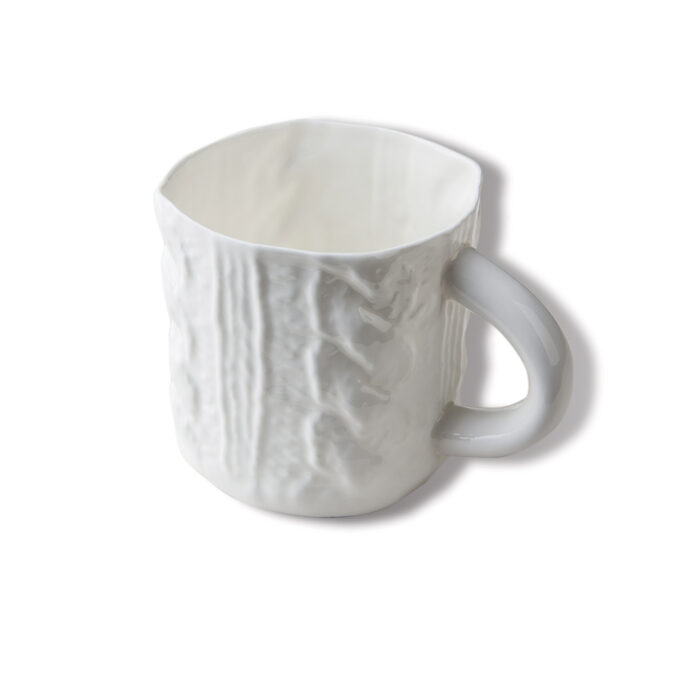 CUP WITH KNITTED PATTERN