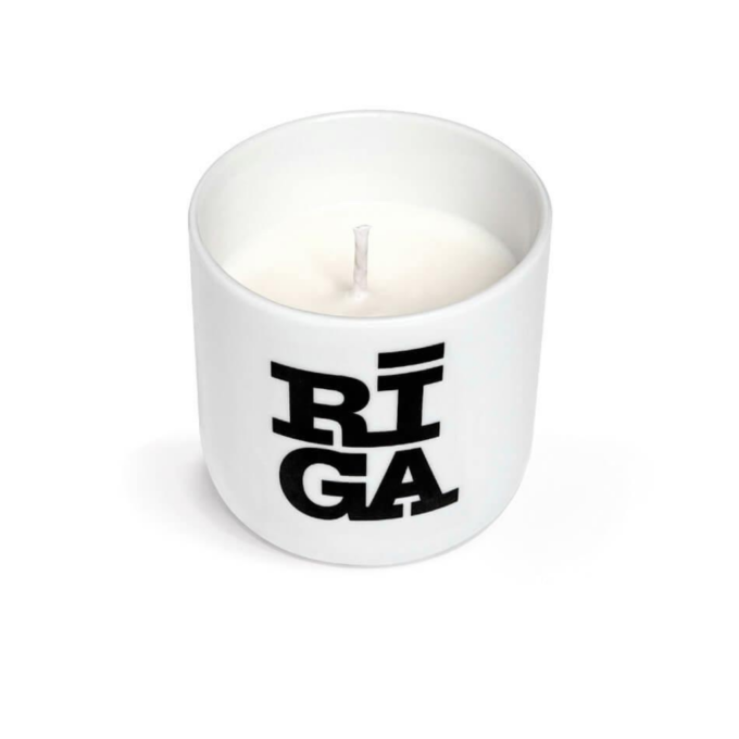 SCENTED SOY WAX CANDLE – RIGA
